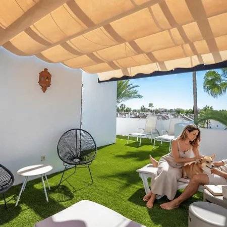 Apartment Vacation I Naranjos, Duplex Penthouse, Golf Lovers, Security, Swimming Pool, Fastest Wifi With Rooftop And Terrace