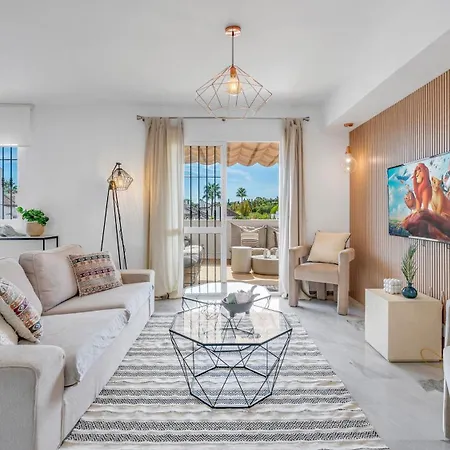 Vacation I Naranjos, Duplex Penthouse, Golf Lovers, Security, Swimming Pool, Fastest Wifi With Rooftop And Terrace Apartment