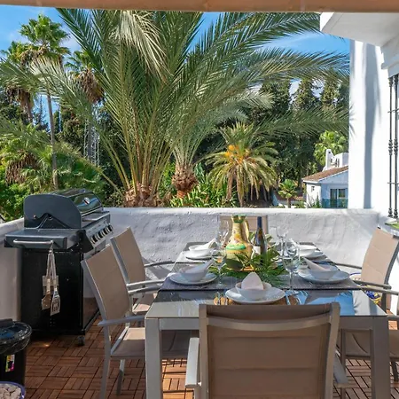 Vacation I Naranjos, Duplex Penthouse, Golf Lovers, Security, Swimming Pool, Fastest Wifi With Rooftop And Terrace Apartment