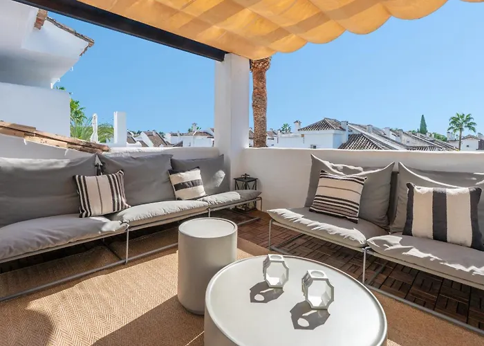 Vacation I Naranjos, Duplex Penthouse, Golf Lovers, Security, Swimming Pool, Fastest Wifi With Rooftop And Terrace * 마르베야