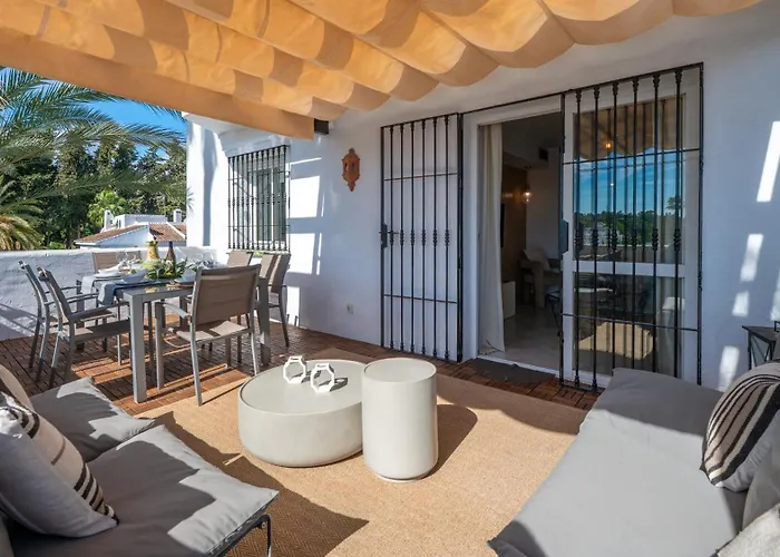 Vacation I Naranjos, Duplex Penthouse, Golf Lovers, Security, Swimming Pool, Fastest Wifi With Rooftop And Terrace * 마르베야